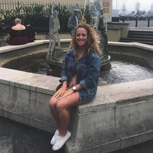 Meet your Posher, Natalie